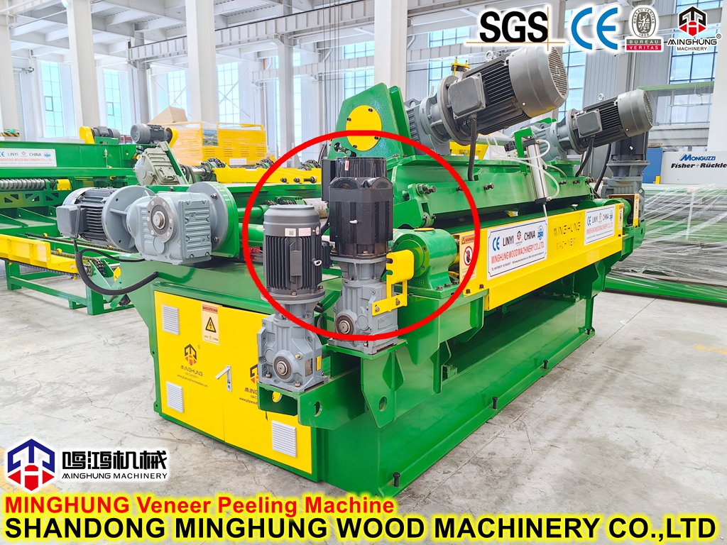 Torno para descascar folheados