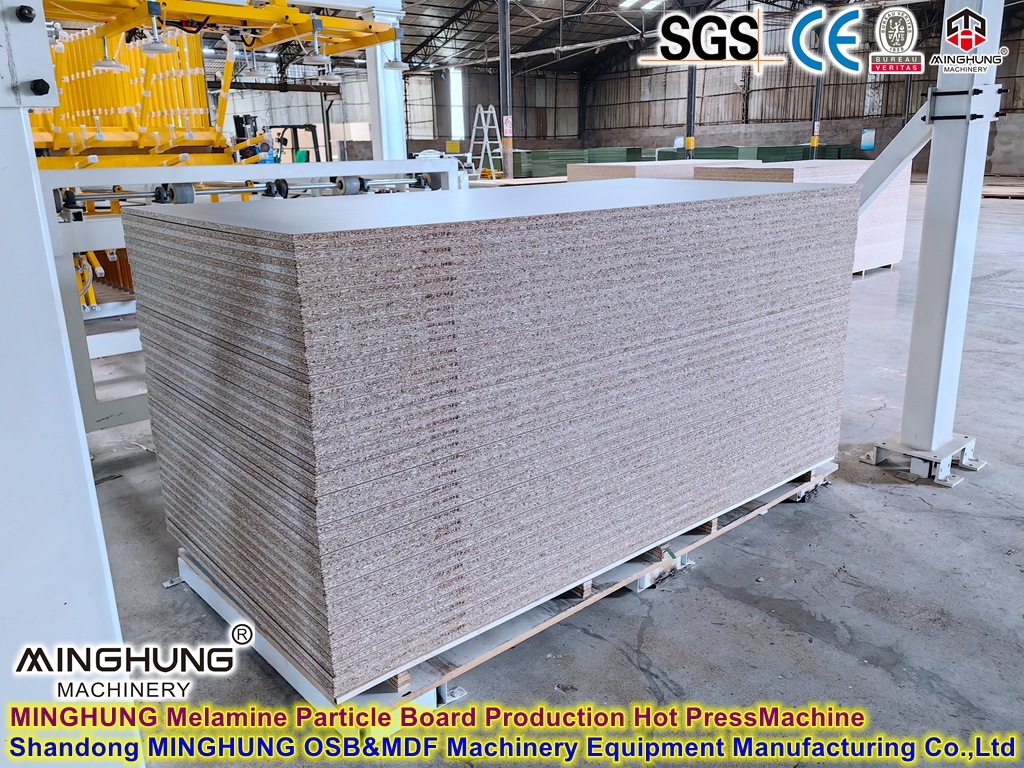 Máquina de prensa de produção de aglomerado de melamina