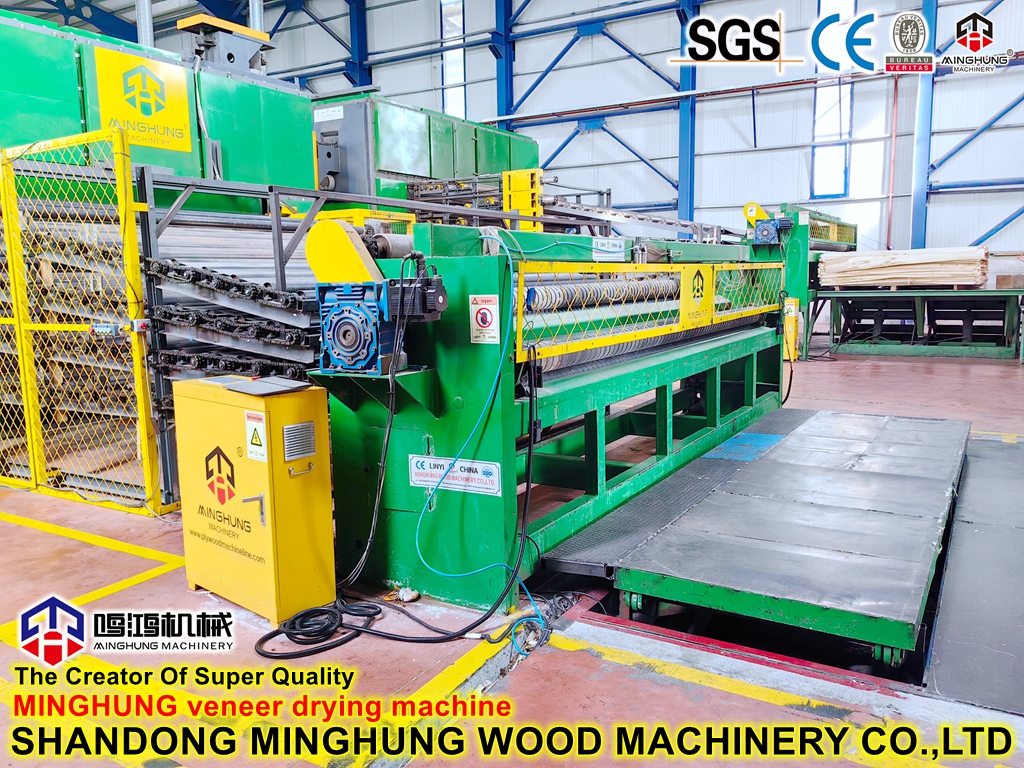 Carregador semi -automático para secador de folheado