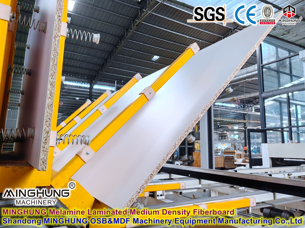 Máquina de produção de aglomerado de melamina